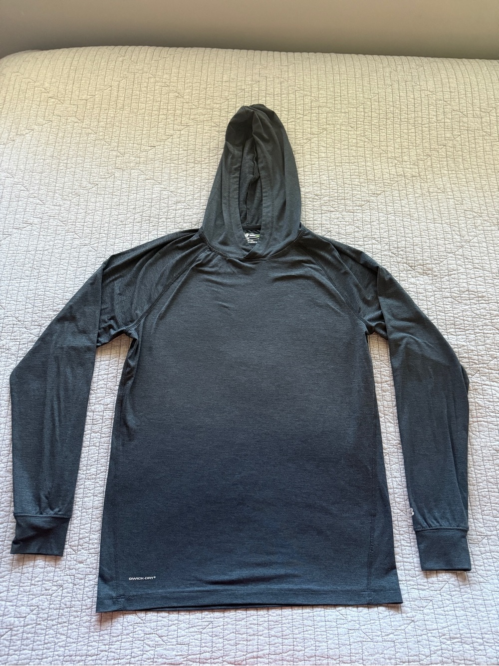 Layer 8 Qwick-Dry Performance Hoodie Men’s Small Black Athletic Long Sleeve